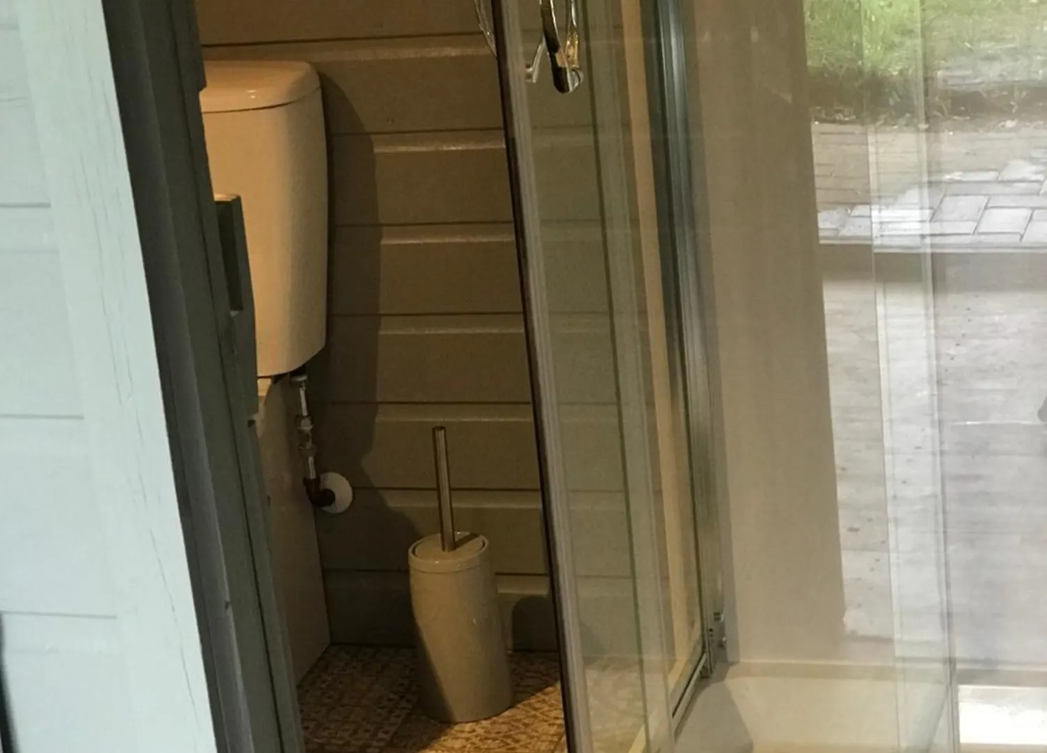 Apartment Woodpecker Shepherd Hut With Private Facilities Newmarket Cb8 Cambridge